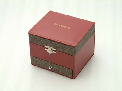 禮品包裝盒廠家-廣州駿業(yè)包裝實(shí)業(yè)有限公司 禮品包裝盒廠家