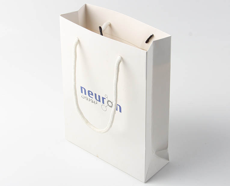 銅版紙紙袋廠家廣州駿業(yè)包裝實業(yè)有限公司 銅版紙紙袋廠家