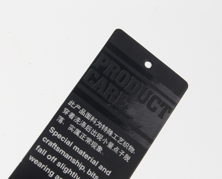 鞋子吊牌也能借助"逃跑"機器人熱度？