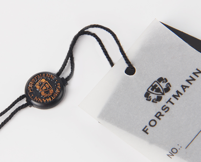 刮墨刀，沒聽過吧，這在襯衫價(jià)格標(biāo)簽訂制里面可是很重要的哦