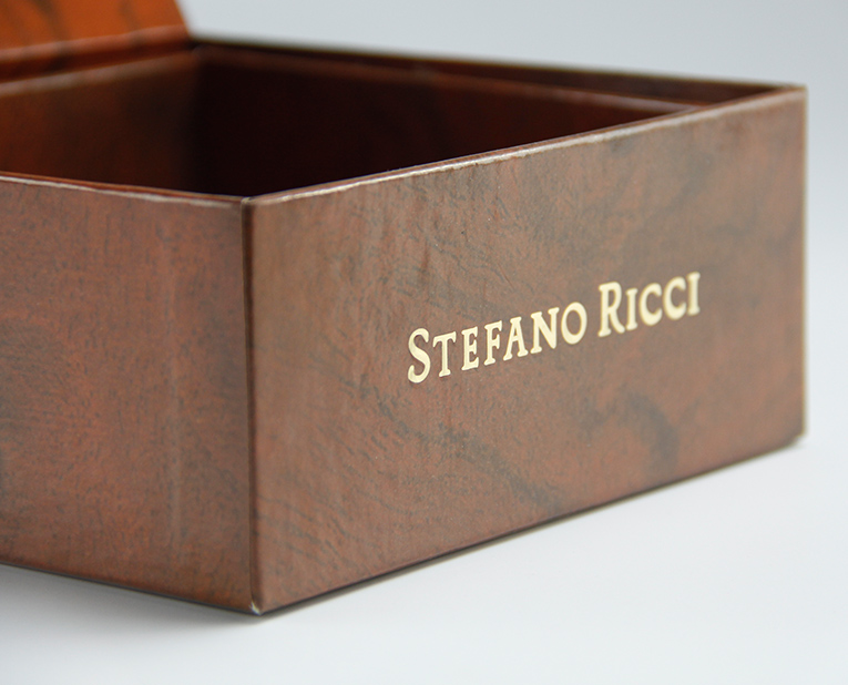 擔(dān)心定制的手環(huán)盒不能如期，被色帶不齊拖累？廠家需要這樣做！