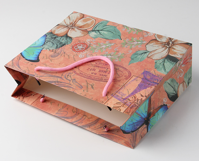 發(fā)改委實(shí)錘塑料垃圾，對化妝品禮品袋工廠來說，紙質(zhì)將取代