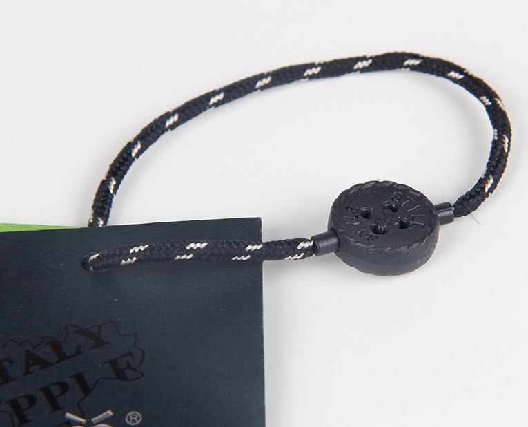 預(yù)防勝于治療，衣服的紙牌在定做之前需要這樣做準(zhǔn)備