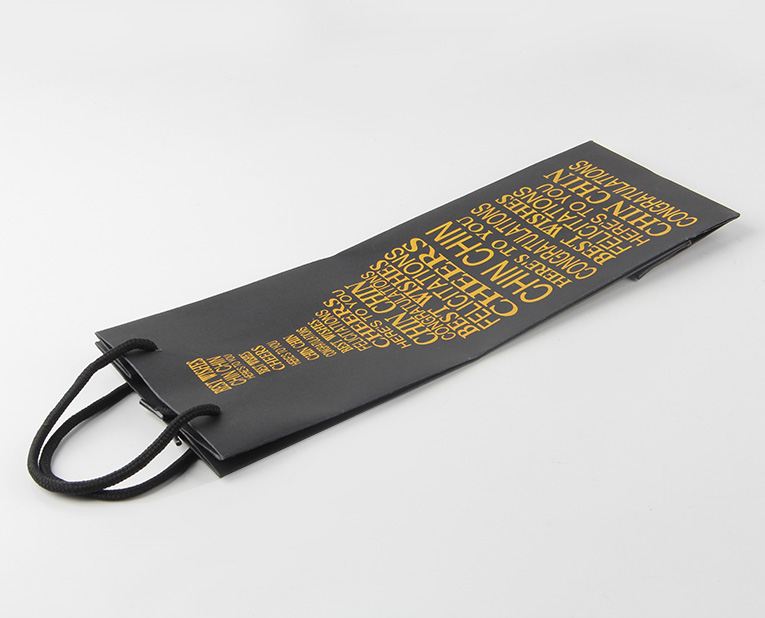 皮具禮品袋定做的質(zhì)量，其實能由&ldquo;啞巴&rdquo;傳遞出來