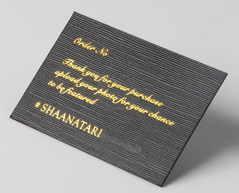 關(guān)于燙金的腦洞，被皮具吊牌廠家的譚師傅畫上句號