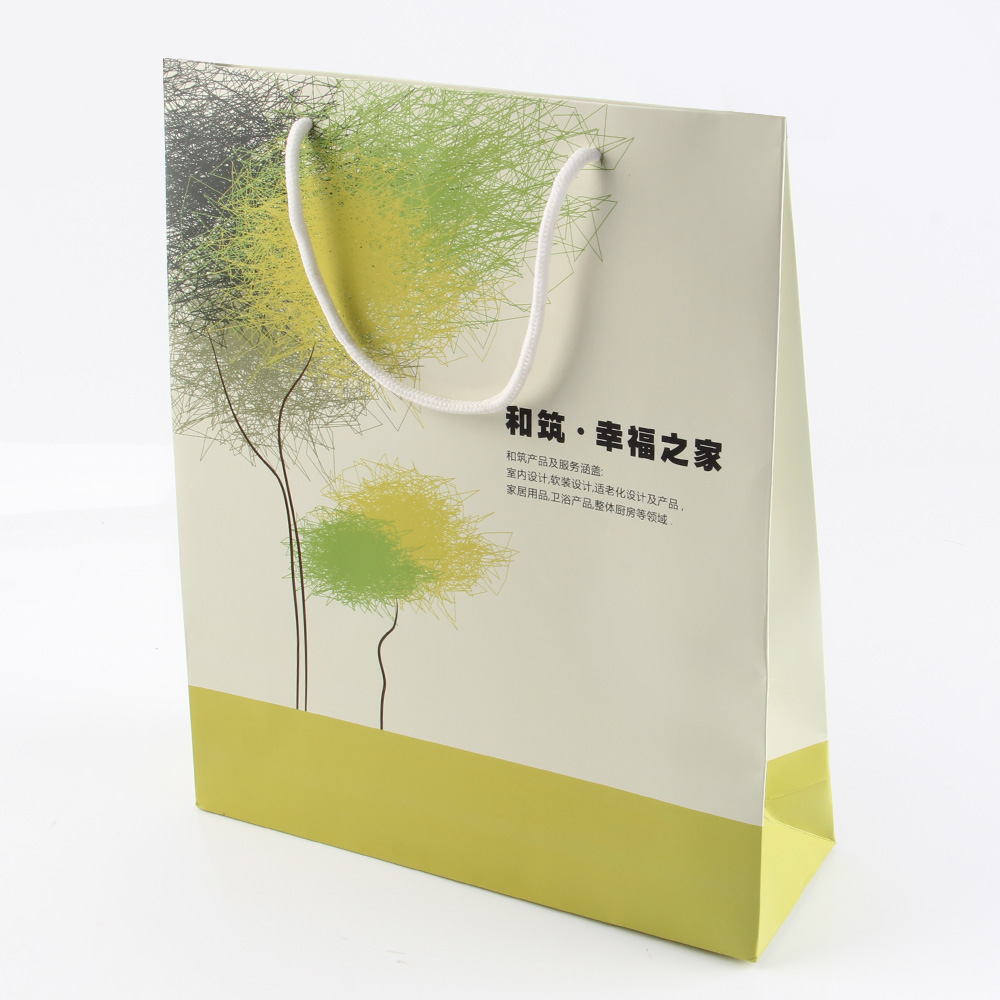 衣服紙袋工廠的業(yè)務同事，寫下了和客戶溝通的精髓