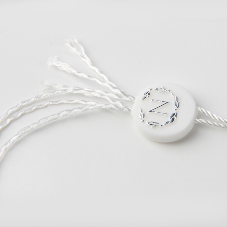 養(yǎng)肥了再吃，牛仔褲吊牌工廠一本正經(jīng)地講問題