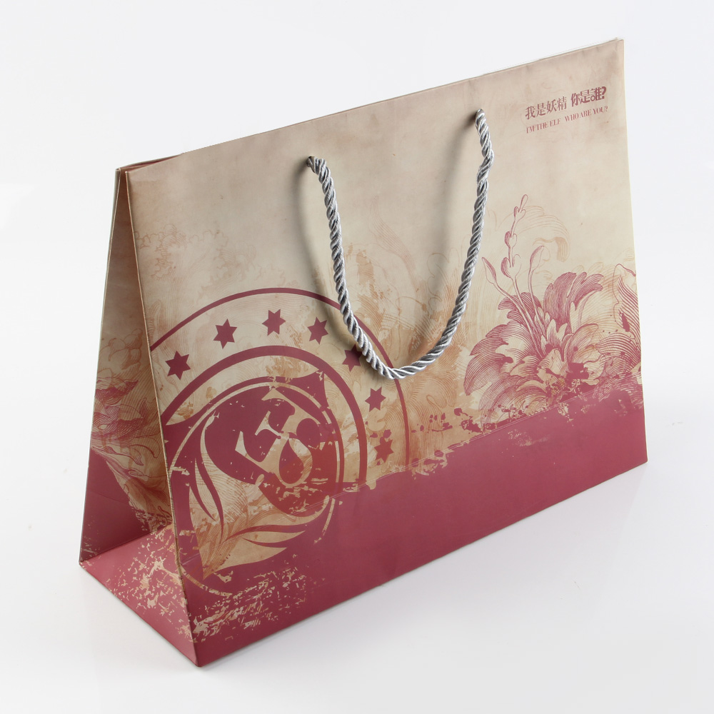 一個(gè)茶葉紙袋，看看生產(chǎn)廠家如何透過(guò)顏色展示優(yōu)勢(shì)