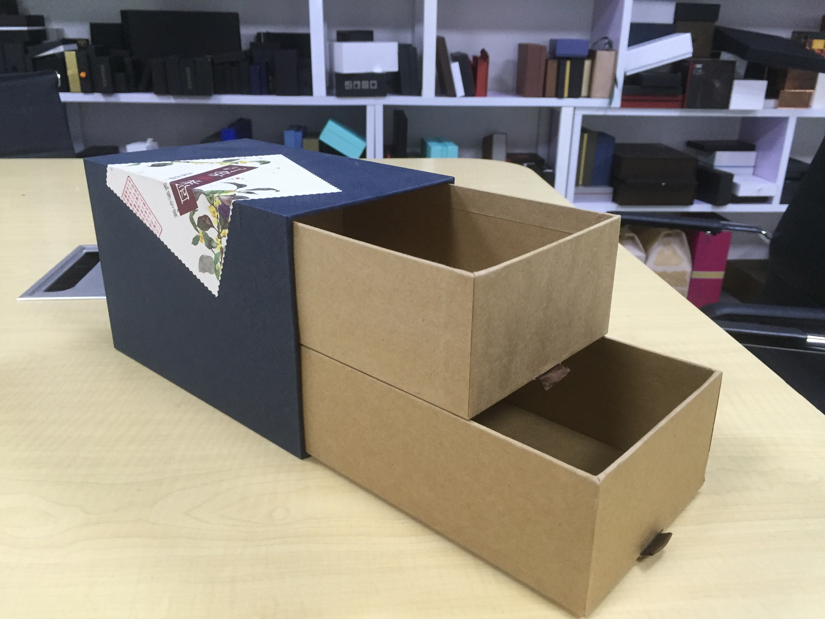 有保健品商家對禮品盒工廠的天地蓋不服，只好祭出雙開抽屜盒