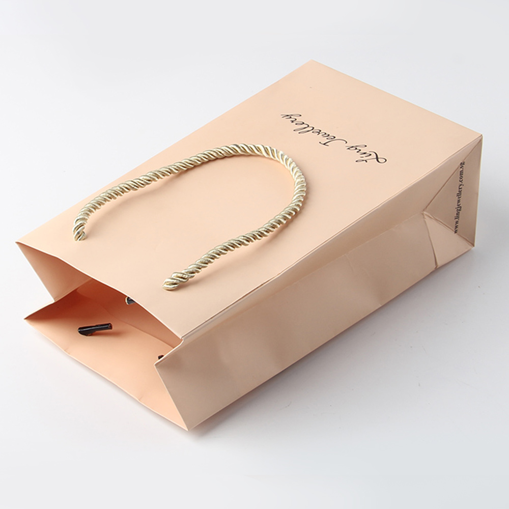 不管是不是首飾紙袋定做，工廠也不會打破約定俗成的規(guī)則